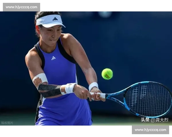 王欣瑜柏林站爆冷掀翻 17 号种子 首盘 6-3 强势破发卡萨金娜